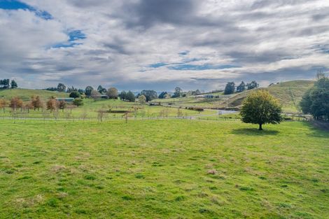 Photo of property in 1 Braehead Road, Otane, 4277