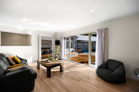 Photo of property in 56 Ashley Street, St Andrews, Hamilton, 3200