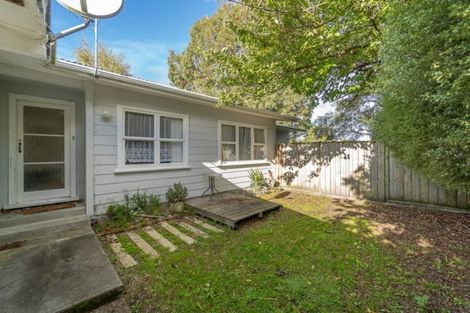 Photo of property in 15 Hardie Grove, Featherston, 5710