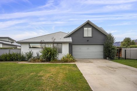 Photo of property in 27 De Bettencor Place, Mount Pisa, Cromwell, 9383