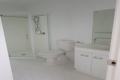 Photo of property in 28 Gibbston Crescent, Flat Bush, Auckland, 2016