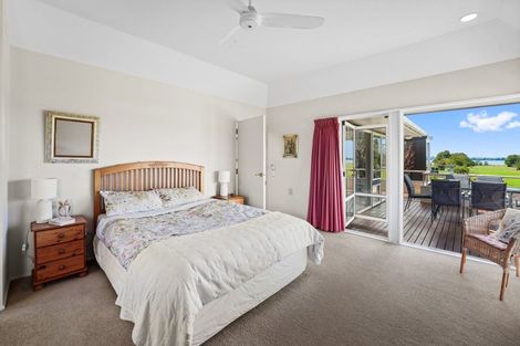 Photo of property in 68 Links View Drive, Omokoroa, 3114