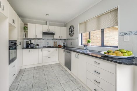 Photo of property in 94c Palmers Road, Clendon Park, Auckland, 2103