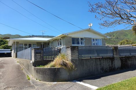 Photo of property in 12 Rimu Street, Naenae, Lower Hutt, 5011