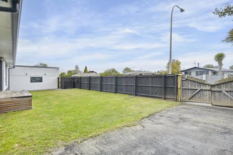 Photo of property in 2 Bowie Drive, Woodend, 7610