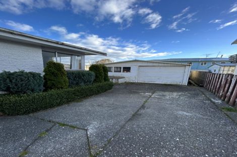 Photo of property in 16 Gimblett Street, Waikiwi, Invercargill, 9810