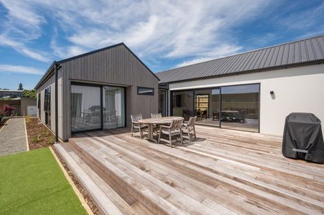 Photo of property in 8 Poukirikiri Place, Richmond, 7020