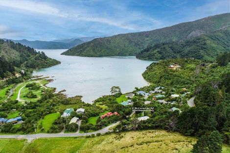 Photo of property in 6 Mccormicks Road, Whatamango Bay, Picton, 7281