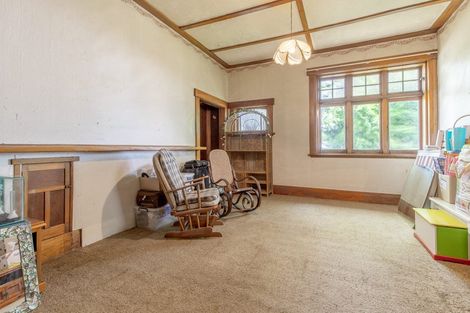 Photo of property in 1 Windsor Street, Dannevirke, 4930