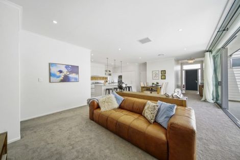 Photo of property in 57 Hayfield Way, Karaka, Papakura, 2113