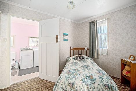 Photo of property in 18 Arklow Street, Albert Town, Wanaka, 9305