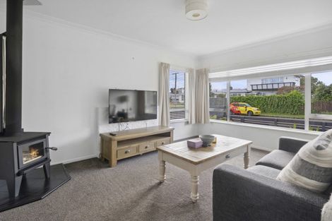 Photo of property in 5 Mersey Street, Levin, 5510