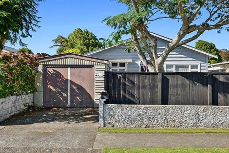 Photo of property in 17 Massey Street, Westown, New Plymouth, 4310