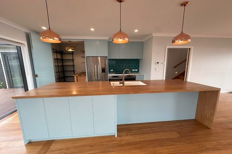 Photo of property in 50 Rosetta Road, Raumati South, Paraparaumu, 5032