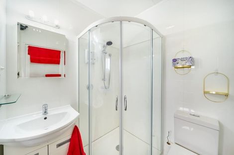 Photo of property in 4 Cabin Lane, Whitby, Porirua, 5024