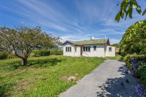 Photo of property in 229 Rangiuru Road, Otaki, 5512