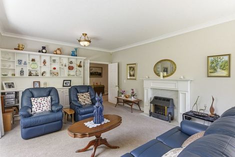 Photo of property in 9 Maple Lane, Waikanae, 5036