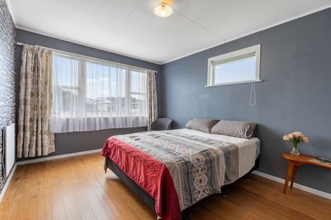 Photo of property in 25 Tainui Street, Castlecliff, Whanganui, 4501