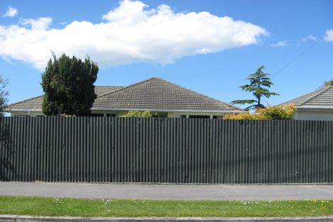Photo of property in 1/2 Rossiter Avenue, Redwood, Christchurch, 8051