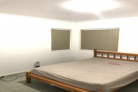 Photo of property in 33a Schnapper Rock Road, Greenhithe, Auckland, 0632