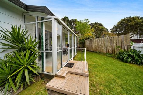 Photo of property in 23b Tahurangi Place, Spotswood, New Plymouth, 4310
