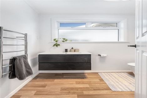 Photo of property in 10 Churchill Street, Mayfield, Blenheim, 7201