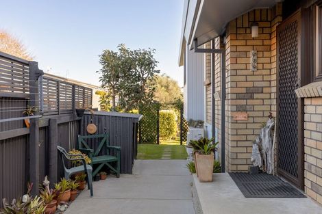 Photo of property in 9 Walnut Grove, Omokoroa, 3114