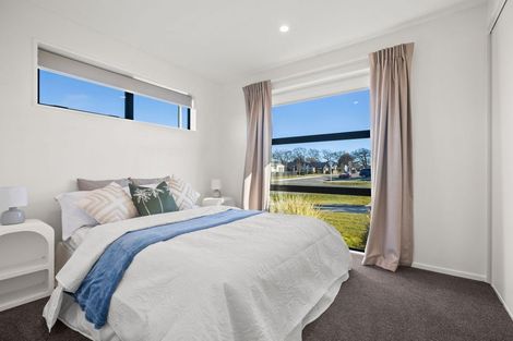 Photo of property in 1 Woodford Avenue, Woodend, 7610