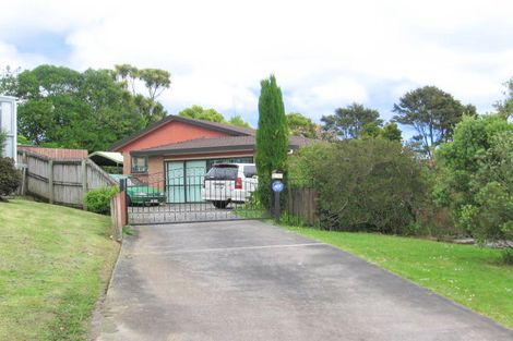 Photo of property in 16 Meynell Court, Glen Eden, Auckland, 0602