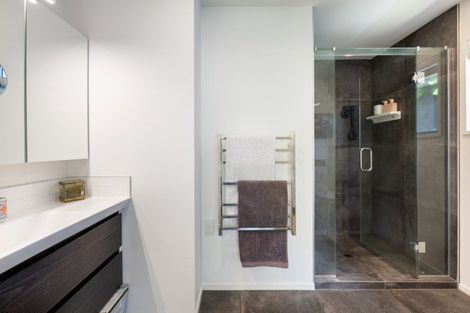 Photo of property in 37 Pah Street, Matua, Tauranga, 3110