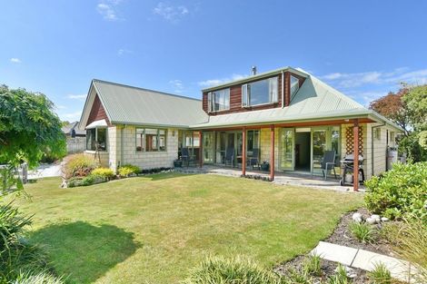 Photo of property in 7 Milesbrook Close, Rangiora, 7400