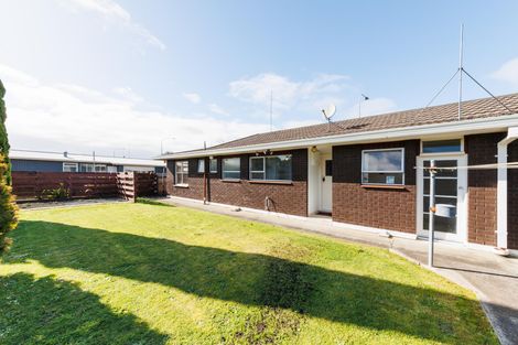 Photo of property in 83 Long Melford Road, Awapuni, Palmerston North, 4412