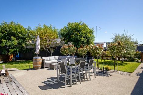 Photo of property in 15 Magnetic Place, Cromwell, 9310