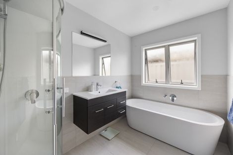 Photo of property in 8 Kaituna Place, Te Awa, Napier, 4110