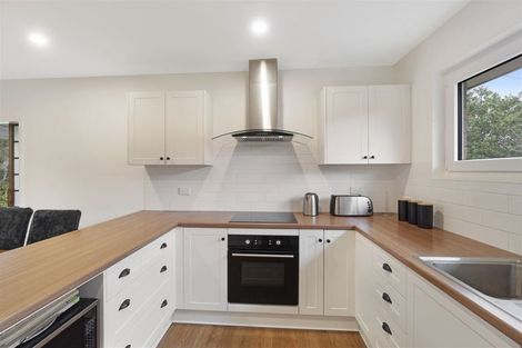 Photo of property in 23 Jenkins Avenue, Redwood, Christchurch, 8051