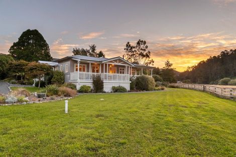 Photo of property in 808 Whitemans Valley Road, Whitemans Valley, Upper Hutt, 5371