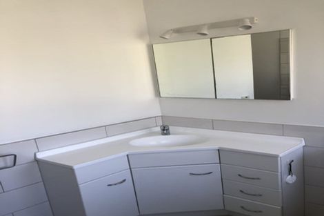 Photo of property in 3/49 Dominion Street, Takapuna, Auckland, 0622