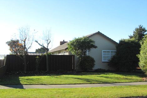 Photo of property in 1/48 Warren Crescent, Hillmorton, Christchurch, 8025