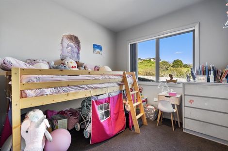 Photo of property in 3 Waikite Way, Welcome Bay, Tauranga, 3175