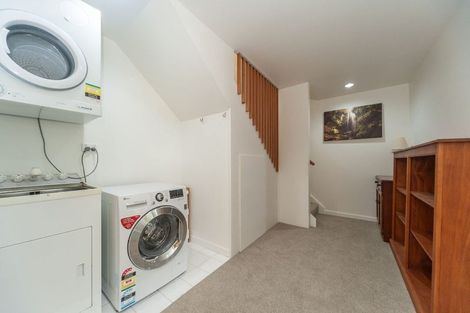 Photo of property in 49 Nevay Road, Miramar, Wellington, 6022