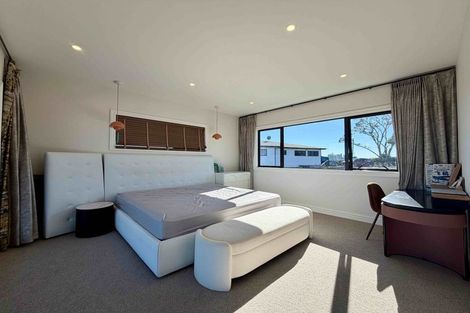 Photo of property in 34 Aldon Lane, Totara Park, Auckland, 2105