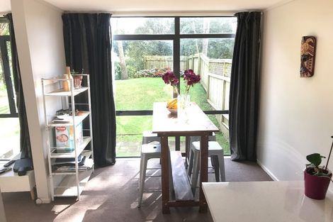 Photo of property in 16/3 Erewhon Place, Birkdale, Auckland, 0626