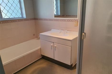 Photo of property in 2/7 Keystone Avenue, Mount Roskill, Auckland, 1041