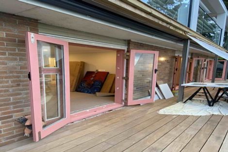 Photo of property in 97 Scenic Drive, Titirangi, Auckland, 0604