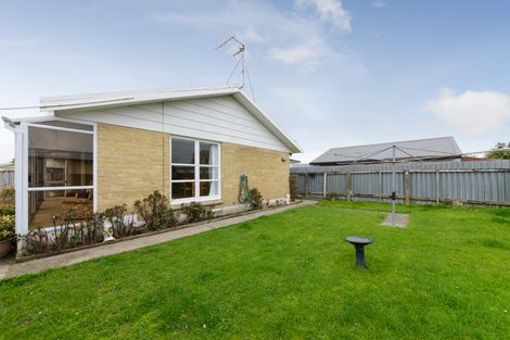 Photo of property in 22a Acacia Street, Kelvin Grove, Palmerston North, 4414