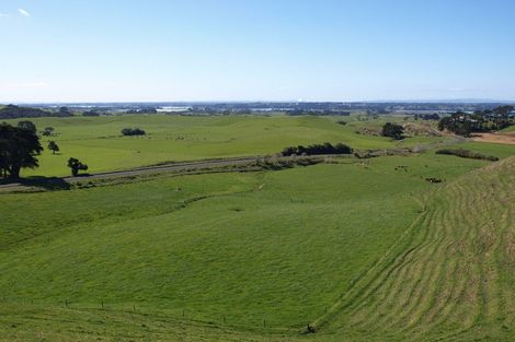 Photo of property in 343 Kaihau Road, Karioitahi, Waiuku, 2683