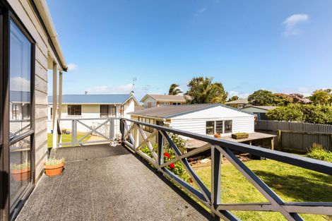 Photo of property in 42 George Street, Waiuku, 2123