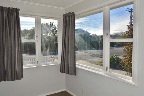 Photo of property in 5 Waerenga Road, Otaki, 5512