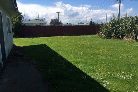 Photo of property in 21 Tongariro Street, Castlecliff, Whanganui, 4501