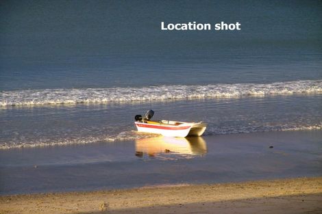 Photo of property in 15 Blue Moon Rise, Langs Beach, 0582